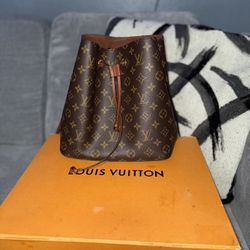 Louis Vuitton Néonoé MM Monogram