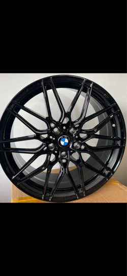 Bmw 19” new blk m style rims tires set
