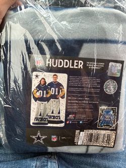 Dallas Cowboys NFL Huddler Blanket with Sleeves