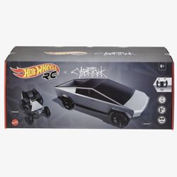 Mattel Creations Hot Wheels R/C 1:10 Tesla Cybertruck - Tesla
