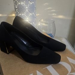 Zara" 39........8 Size Us...