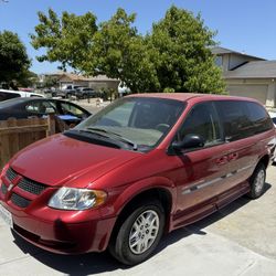 2004 Dodge Grand Caravan