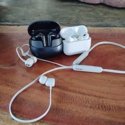 Pro series 2 Earpods, Beats Earpods, Portable Charger As well
