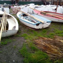 3 Old Small Boats 