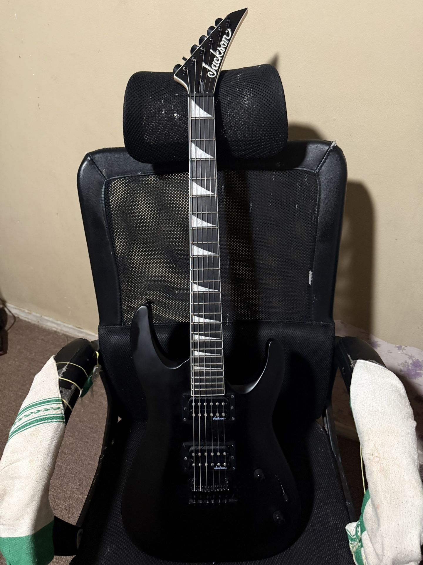 Jackson Dinky JS22