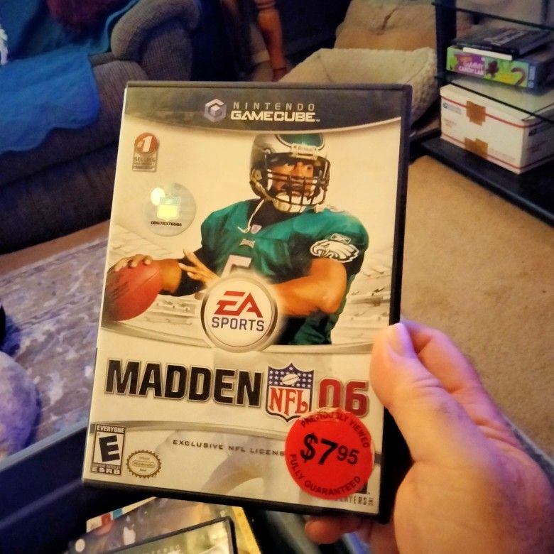 GAME CUBE MADDEN NFL 06