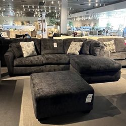 Grey 2pc Chaise Sectional Couch