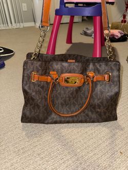 Michael Kors Signature Logo Tote Bag