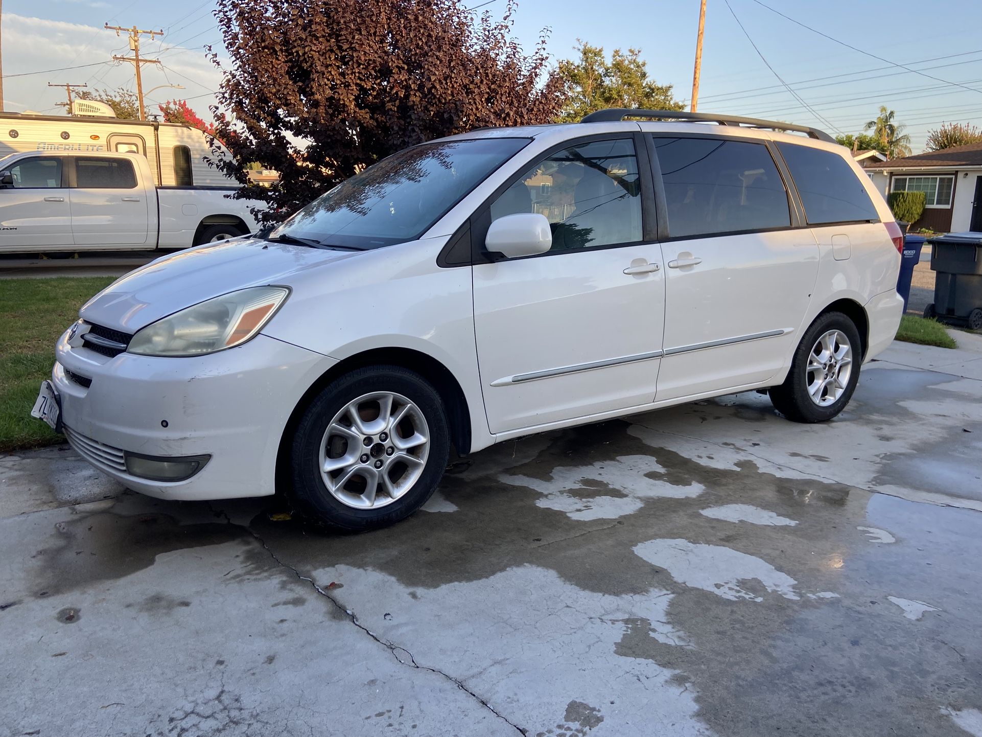 2004 Toyota Sienna