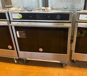 Built In Ov en Whir lpool 30 inch wide with convection