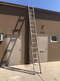 20ft Aluminum extension ladder