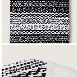 VICTORIA SECRET PINK BLANKET