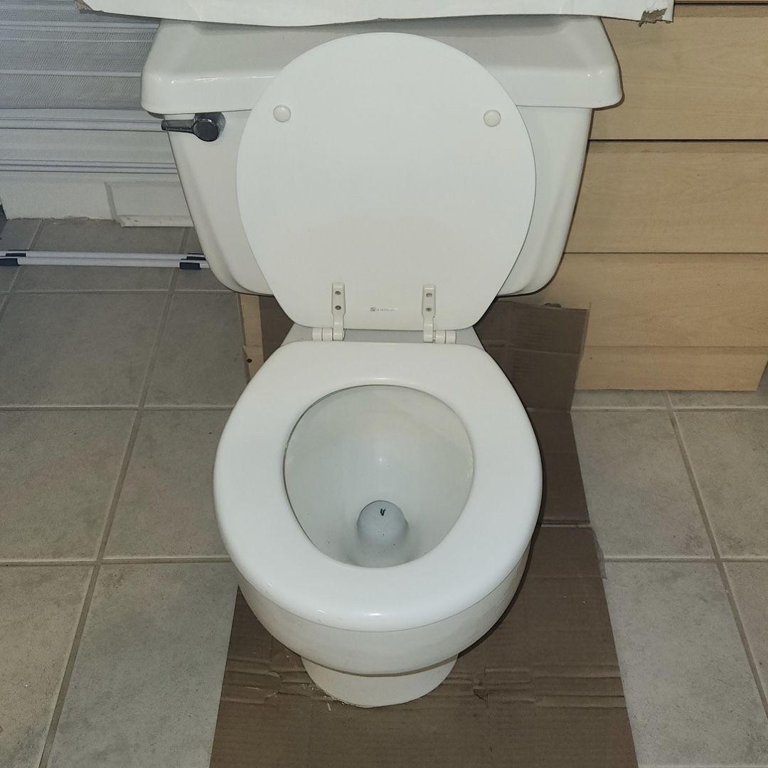 FREE Toilet- Really Works/ Rage Room Item