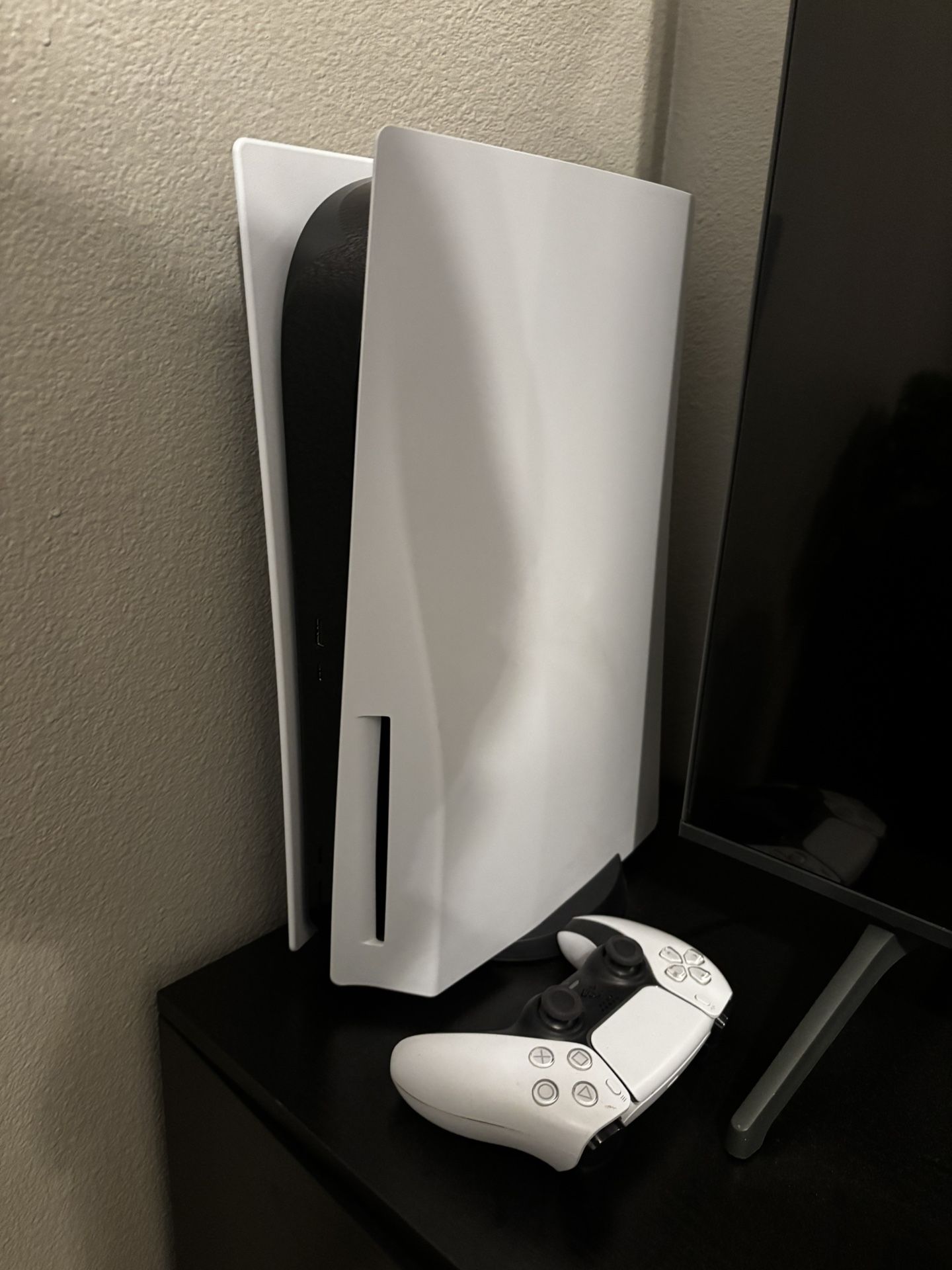 PS5 + Controller
