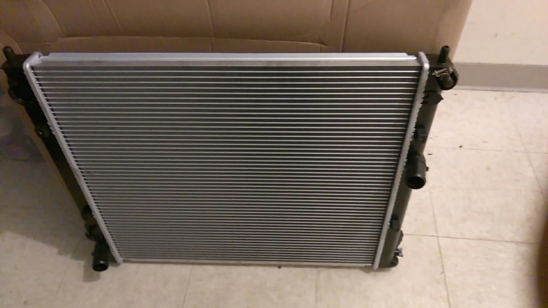 Complete Radiator brand new in box Cadillac Srx 2006