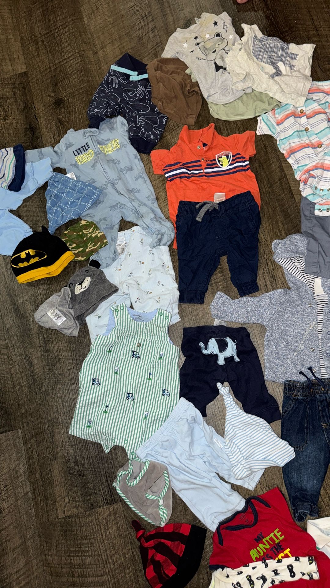 Big Offer Baby Boy 0-3months Big Bundle Clothes, Diapers, Head Support And More