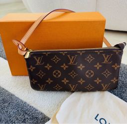 LOUIS VUITTON MONOGRAM POCHETTE ACCESSOIRES – MINT CONDITION