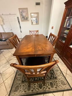 Dinning Table with 4 chairs