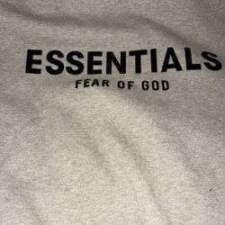 M Gray essentials hoodie (i accept trades)