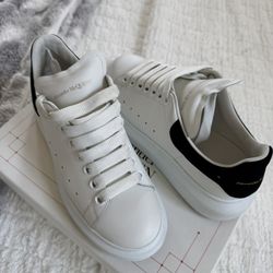 Alexander McQueen Signature Sneakers