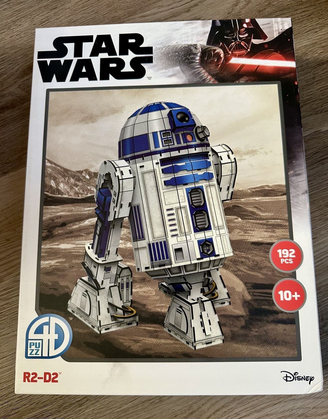 Star Wars R2-D2 Model Kit 192 pieces - Brand New