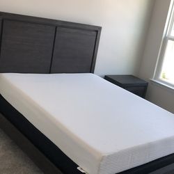Full Bed / Box Spring And Frame 