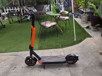 Electric scooter