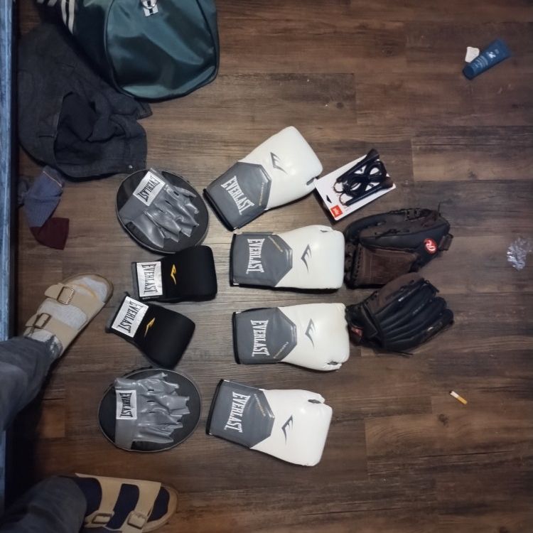 Boxing Equipment Unused