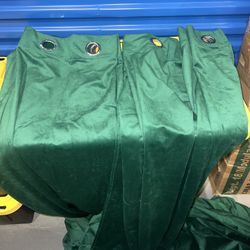 Velvet Curtains - Emerald Green