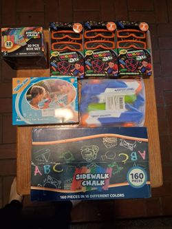 BRAND NEW KIDS OUTDOOR SUMMER FUN BUNDLE – ALL NEW IN BOX! 🎨💦