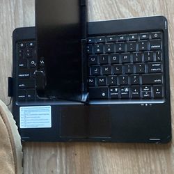 Ipaid 10 Gen Keyboard 