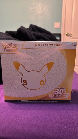 Pokemon 30th Celebration ETB