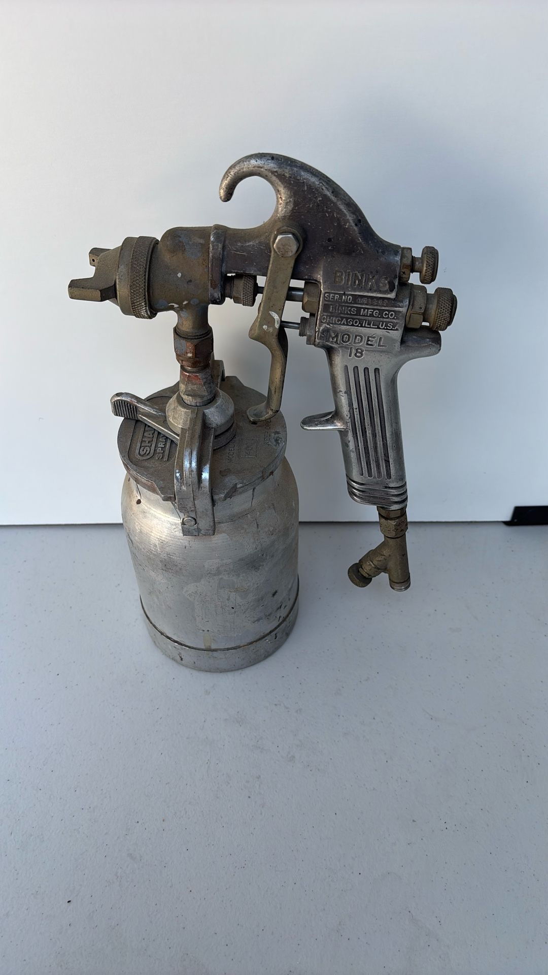 Binks model 18 spray cup gun