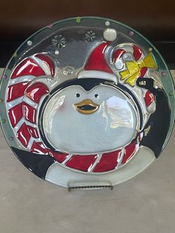 Silvestri fused glass holiday penguin serving platter by Lori Siebert. 13”