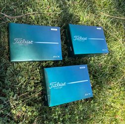 BRAND NEW SEALED (X3) 3 Dozen Titleist AVX White Golf Balls