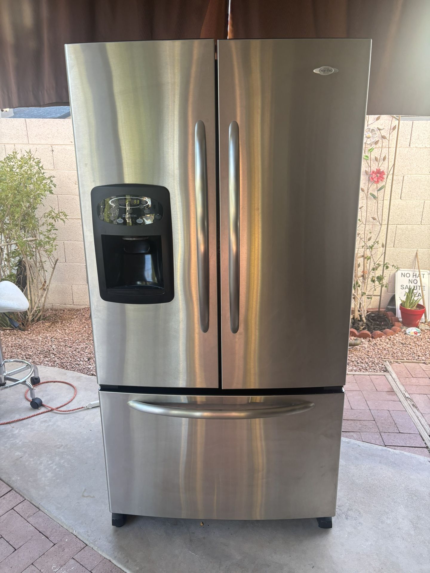 Refrigerator