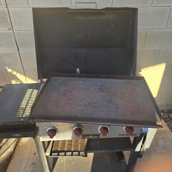 Camp chef 4 burner propane griddle with cover