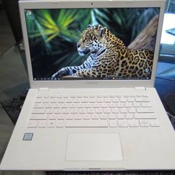  Laptop  Imagine book