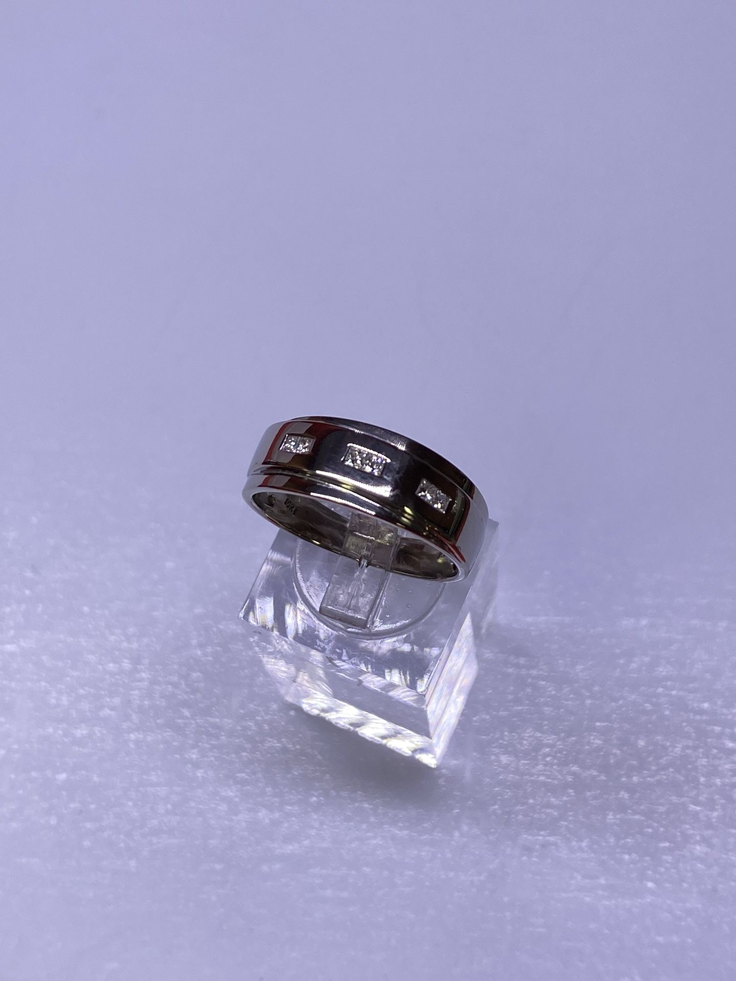 10k Diamond Wedding Band