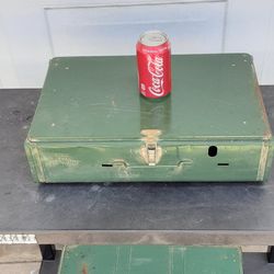 Vintage Metal Portable Colemanb2 Burner Camping Grill Stove 425E USA