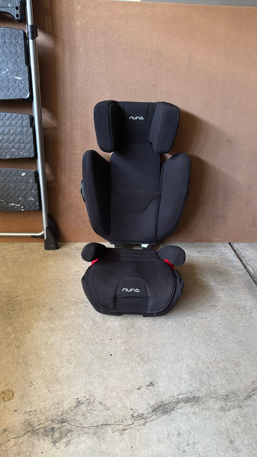 Nina AACE Convertible Booster