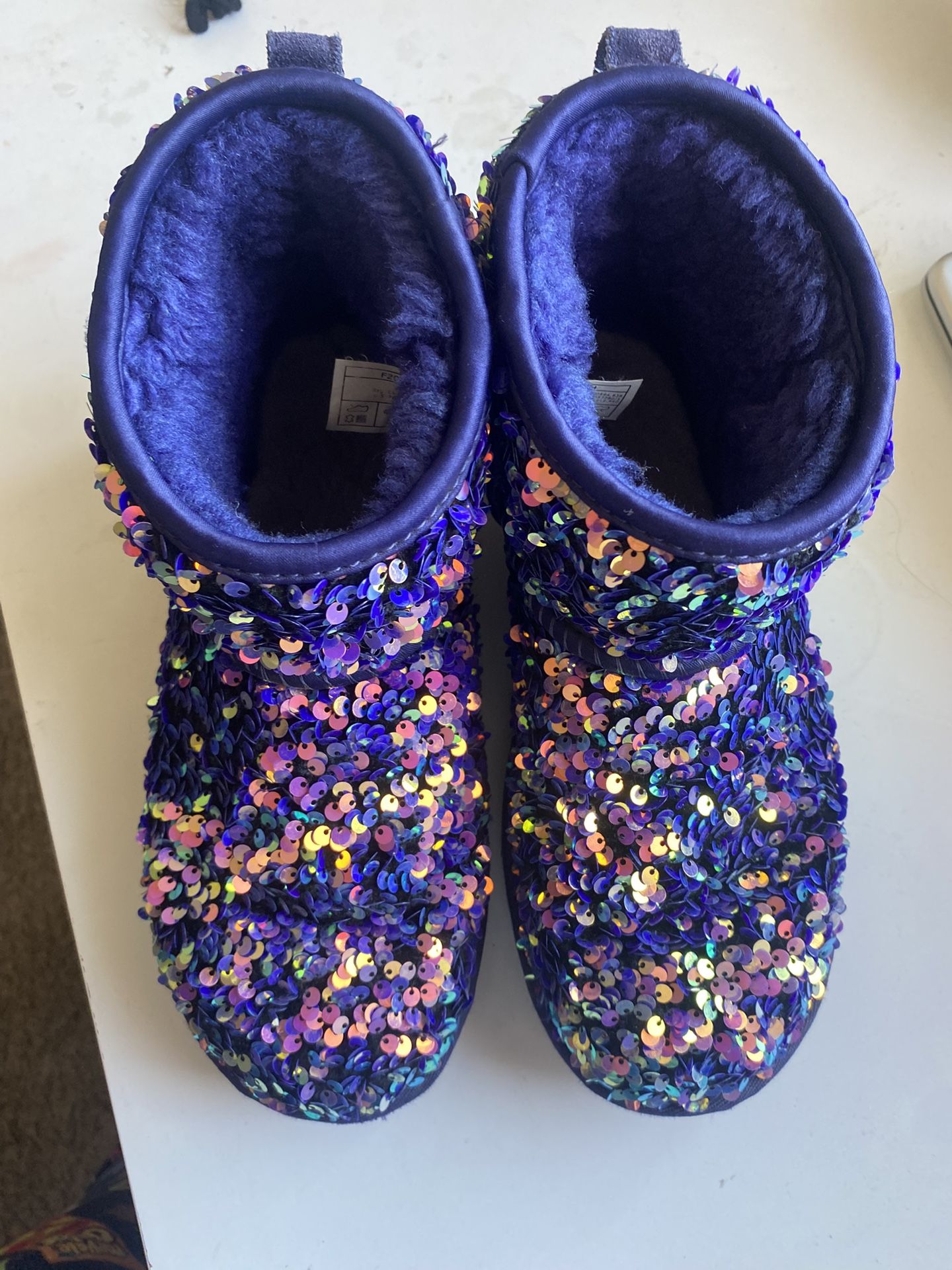 Ugg