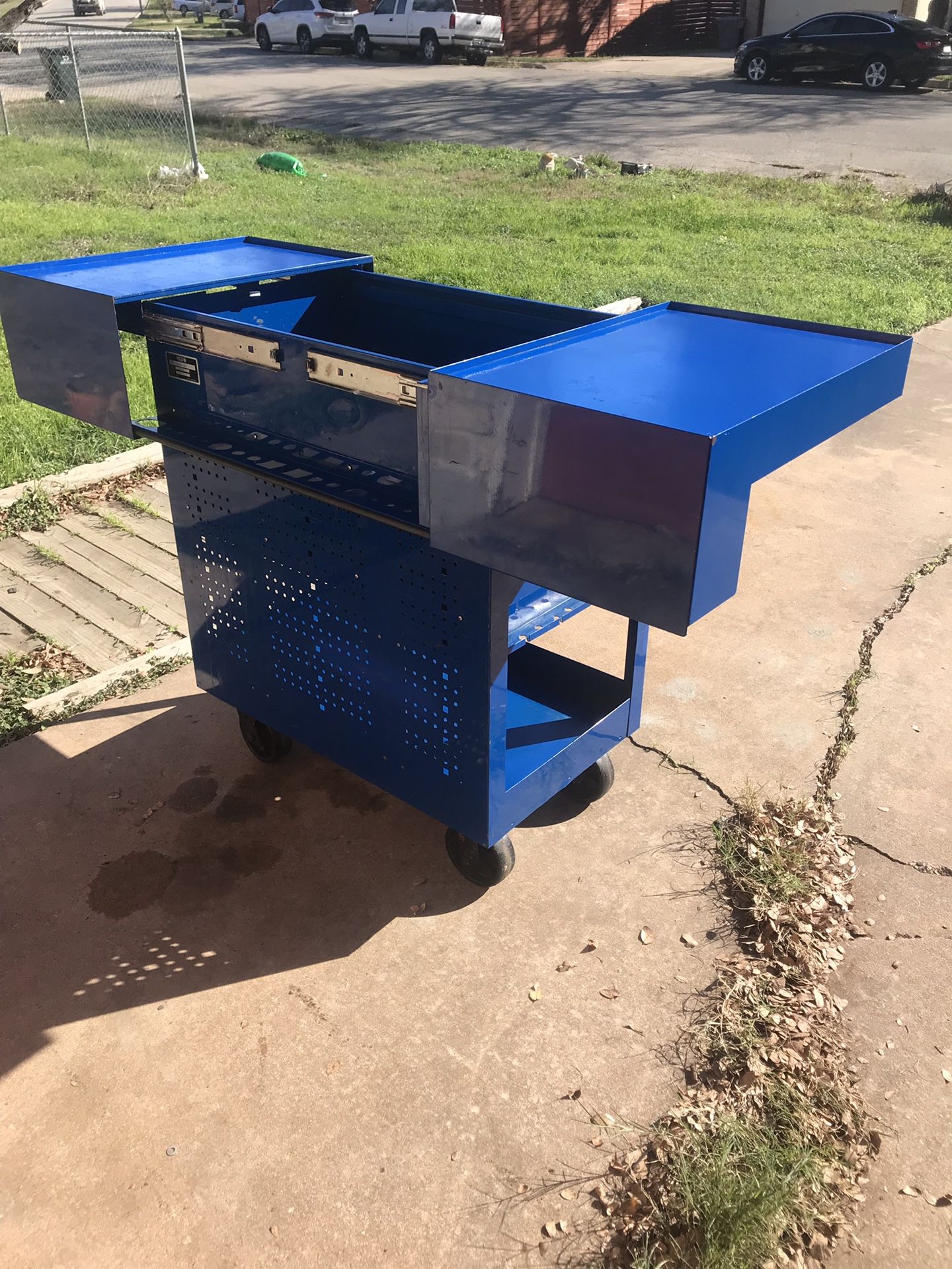 Matco toolbox service cart for Sale in Cedar Creek, TX OfferUp