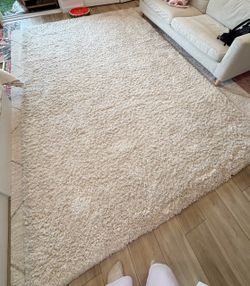 IKEA VOLLERSLEV Shag Rug, 6’7” x 9’10”, Off-White