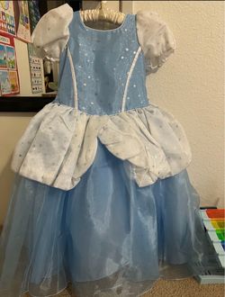 Cinderella dress size 6 costume