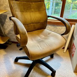 Office Chair, High Back. Beige Color Velvet Fabric , 5 Wheels, Swings, Tilts, And Roll. Very Sturdy. 