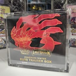 Pokemon Lost Origin POKEMON CENTER Elite Trainer Box w/ Magnetic Acrylic Case