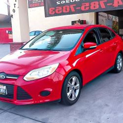 2013 Ford Focus SE Sedan