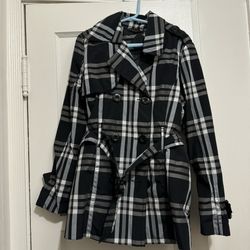 Little Girls Trench Coat Size S/M Black And White