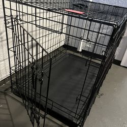 Dog Kennel (used) 36”